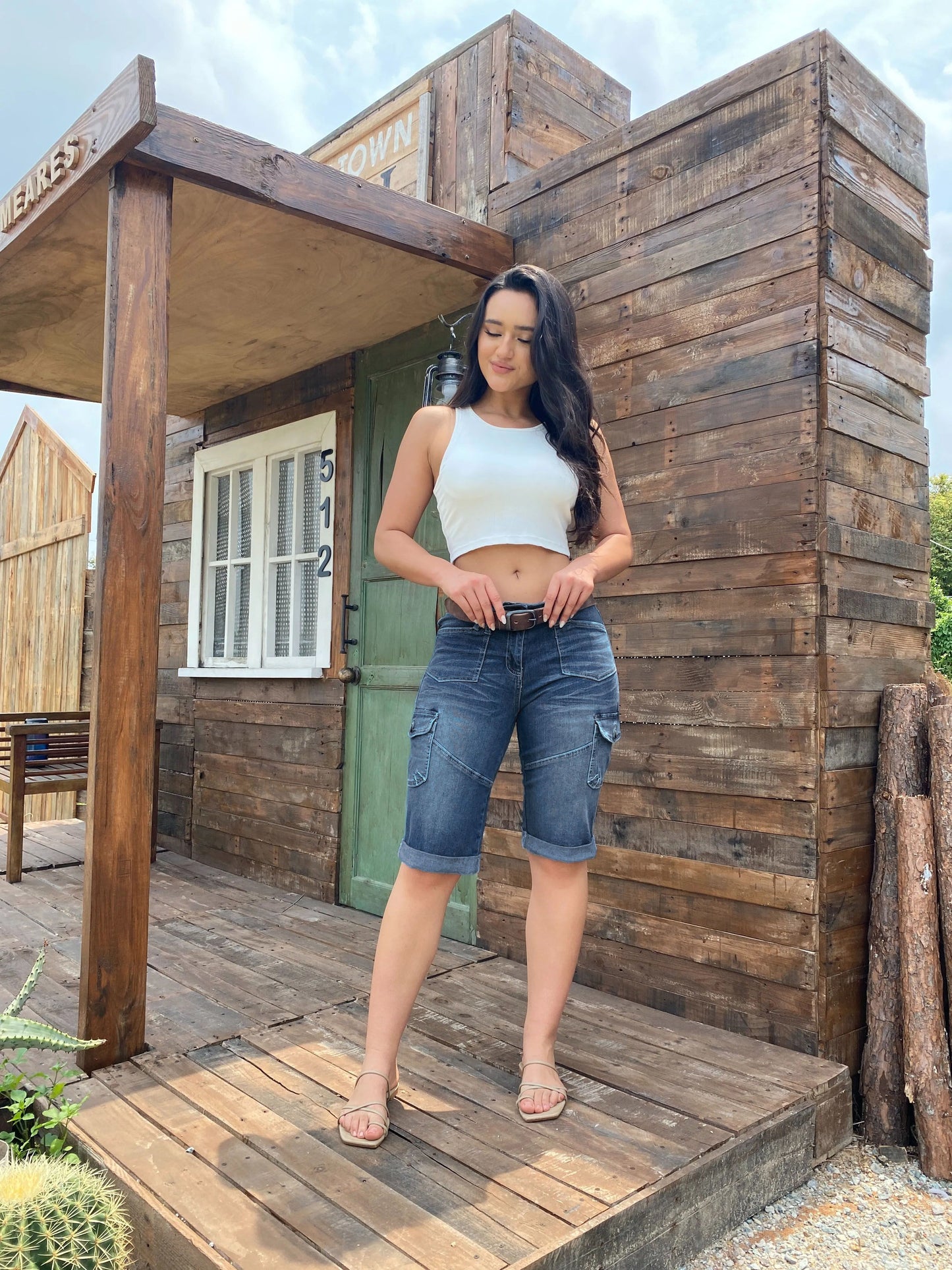 Flap Pocket Roll Hem Denim Bermuda Shorts Without Belt